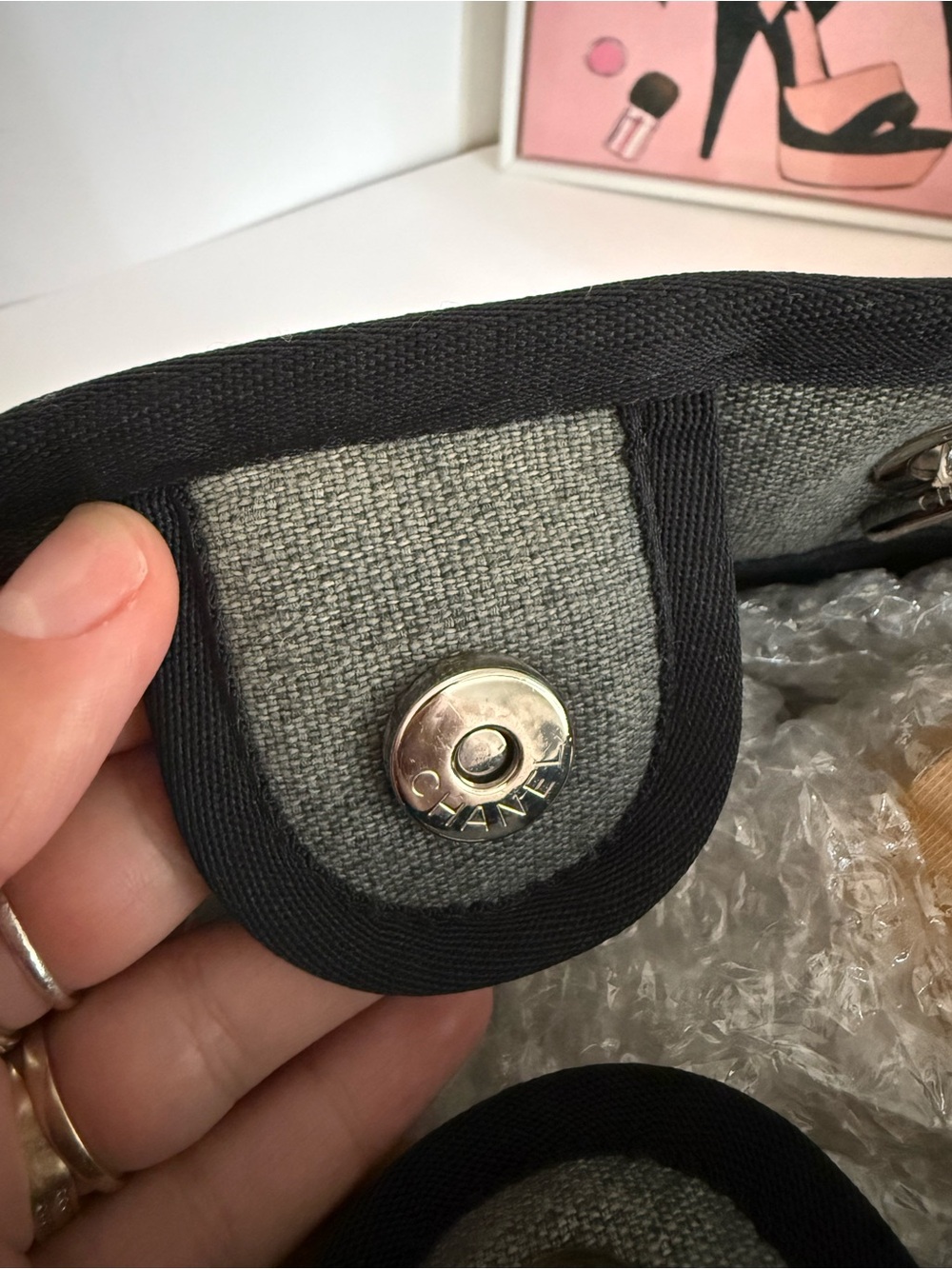 CHANEL Mini Deauville “31 Rue Cambon Paris”Tote bag 🌟 - Picture 17 of 17